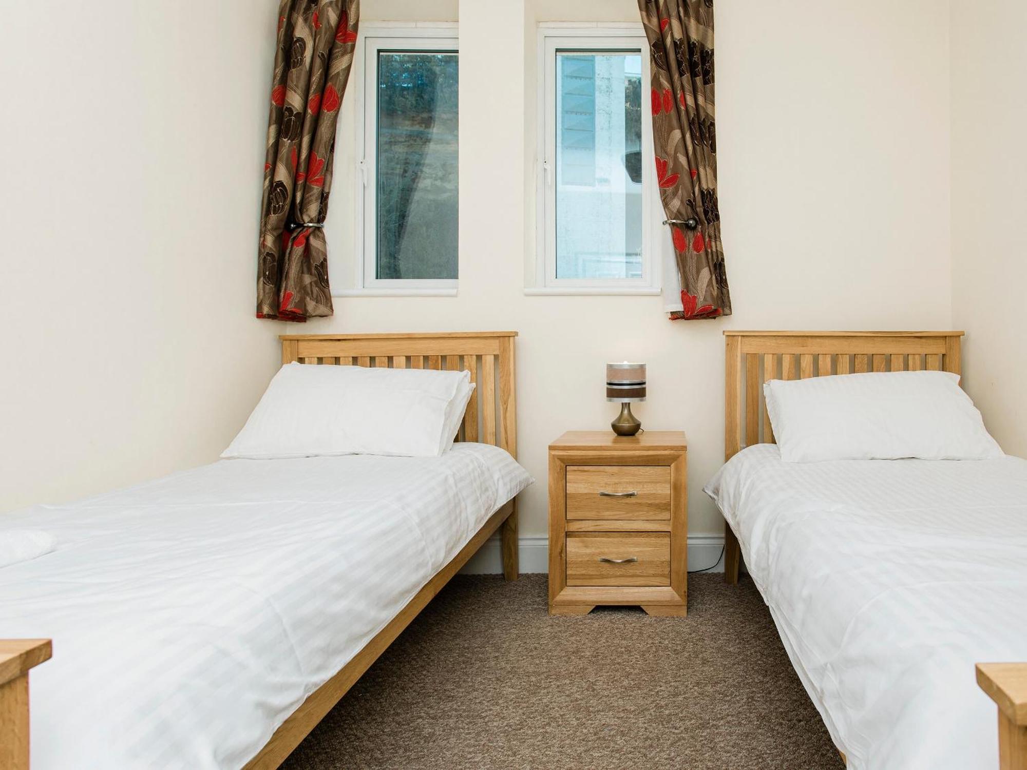 Sunny Beach Apartments 섕클린 외부 사진